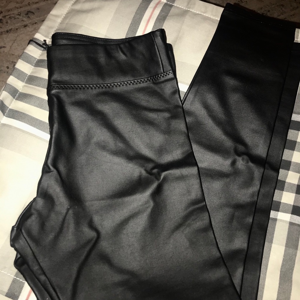 Romeo & Juliet couture black tights